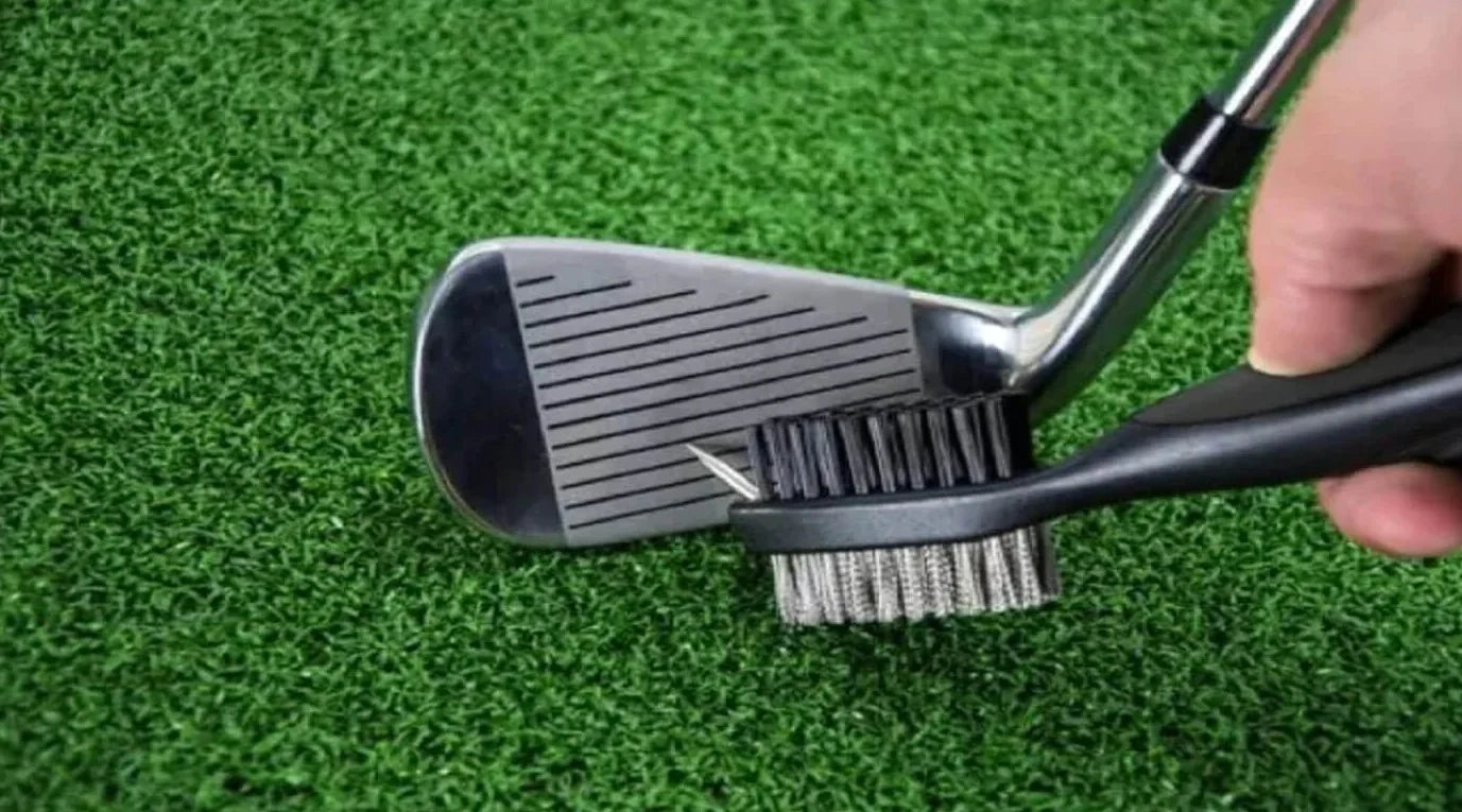How to Choose the Right Golf Club Brush