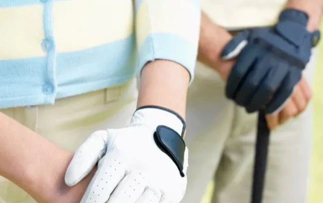 write a blog about The Advantages of Synthetic Golf Gloves