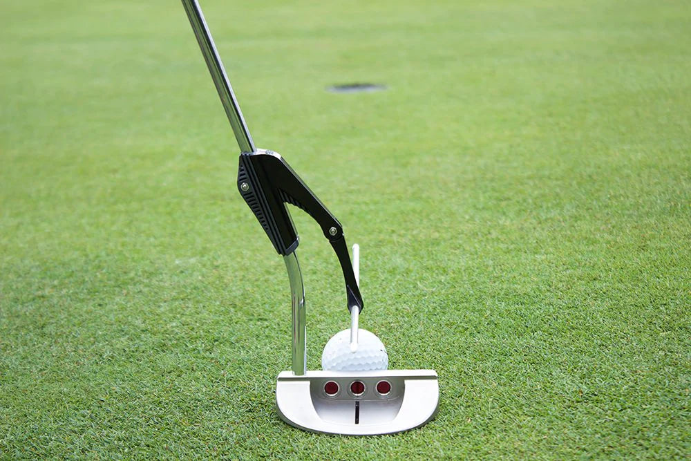 The Benefits of a Putter with Alignment Aids